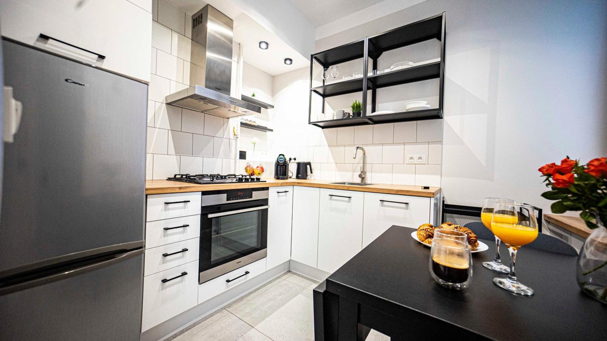 Apartament W Centrum Warszawy - Dworzec Centralny Varsóvia Exterior foto